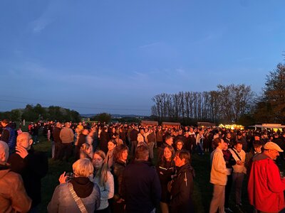 Osterfeuer_Zuschauer