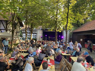 Sing & Swing im Ahnepark (Kastanienhof)
